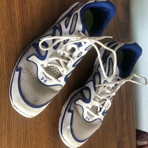 Under Armour Spine running shoes